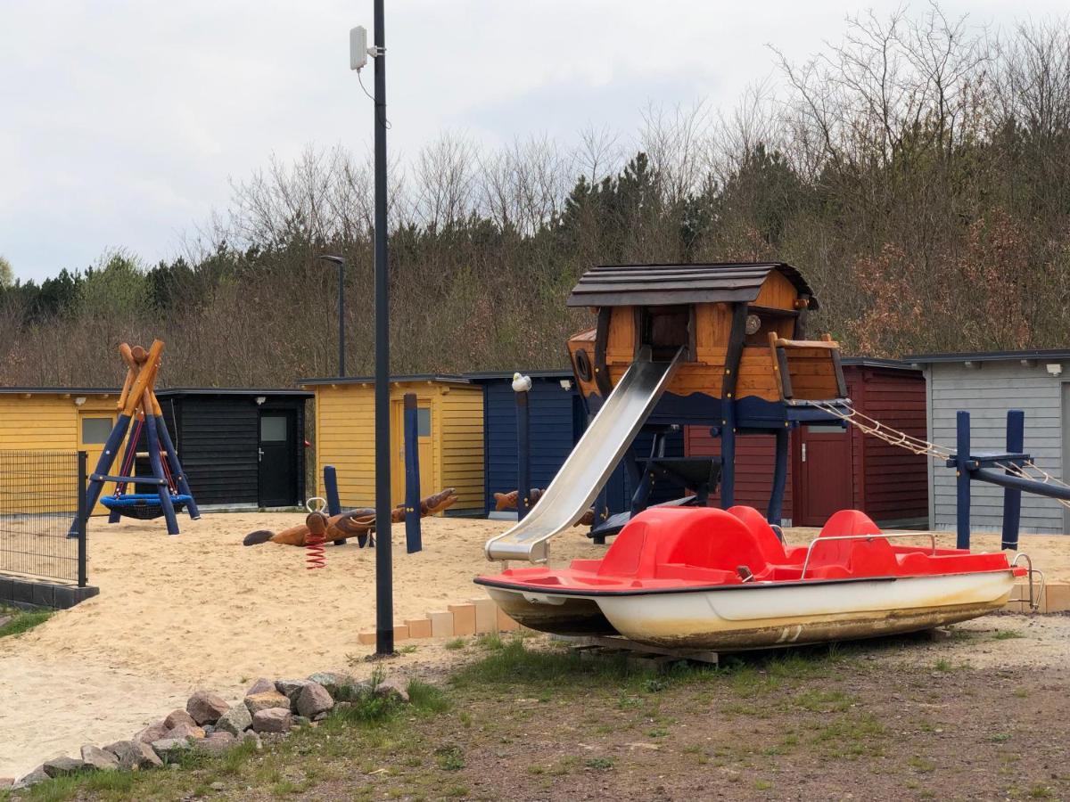 Вилла Hausboot Elandi Bitterfeld-Wolfen Экстерьер фото